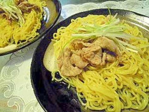 市販の塩だれを使った、豚ネギ冷麺